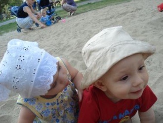 Вот так нас девочки любят))