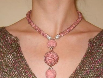 Вязаные бусы (не слингобусы :)) и комплекты украшений